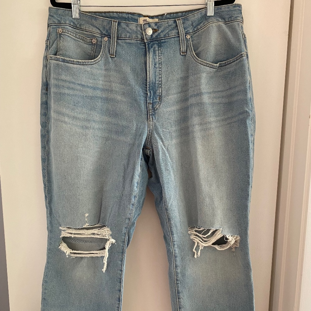 The Plus Curvy Perfect Vintage Jean in Danby Wash: Ripped Edition